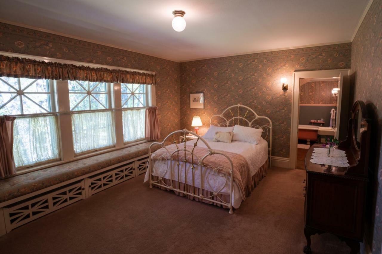 Mccloud Hotel McCloud